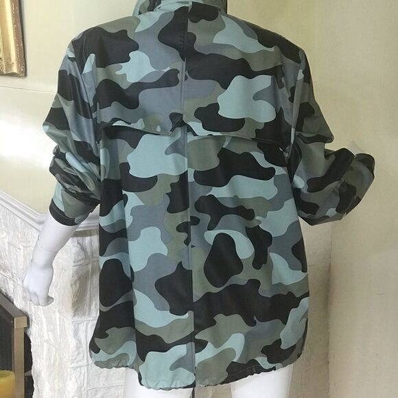 NWT Rains Camo Waterproof Hooded Jacket - Picture 2 of 7